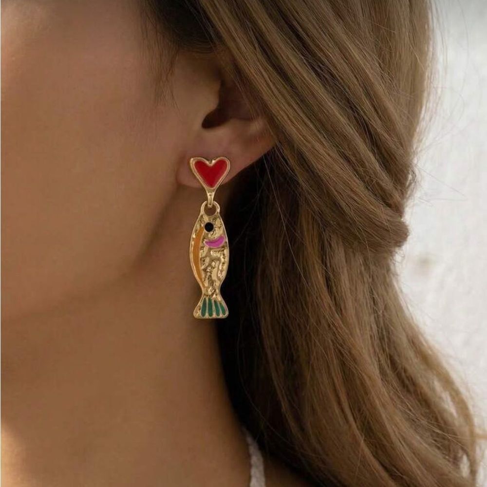 Gold Fish Drop Earrings M705